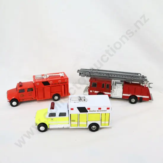 Road Champions  1994  3 x assorted  unboxed  Fire Department  Vehicles