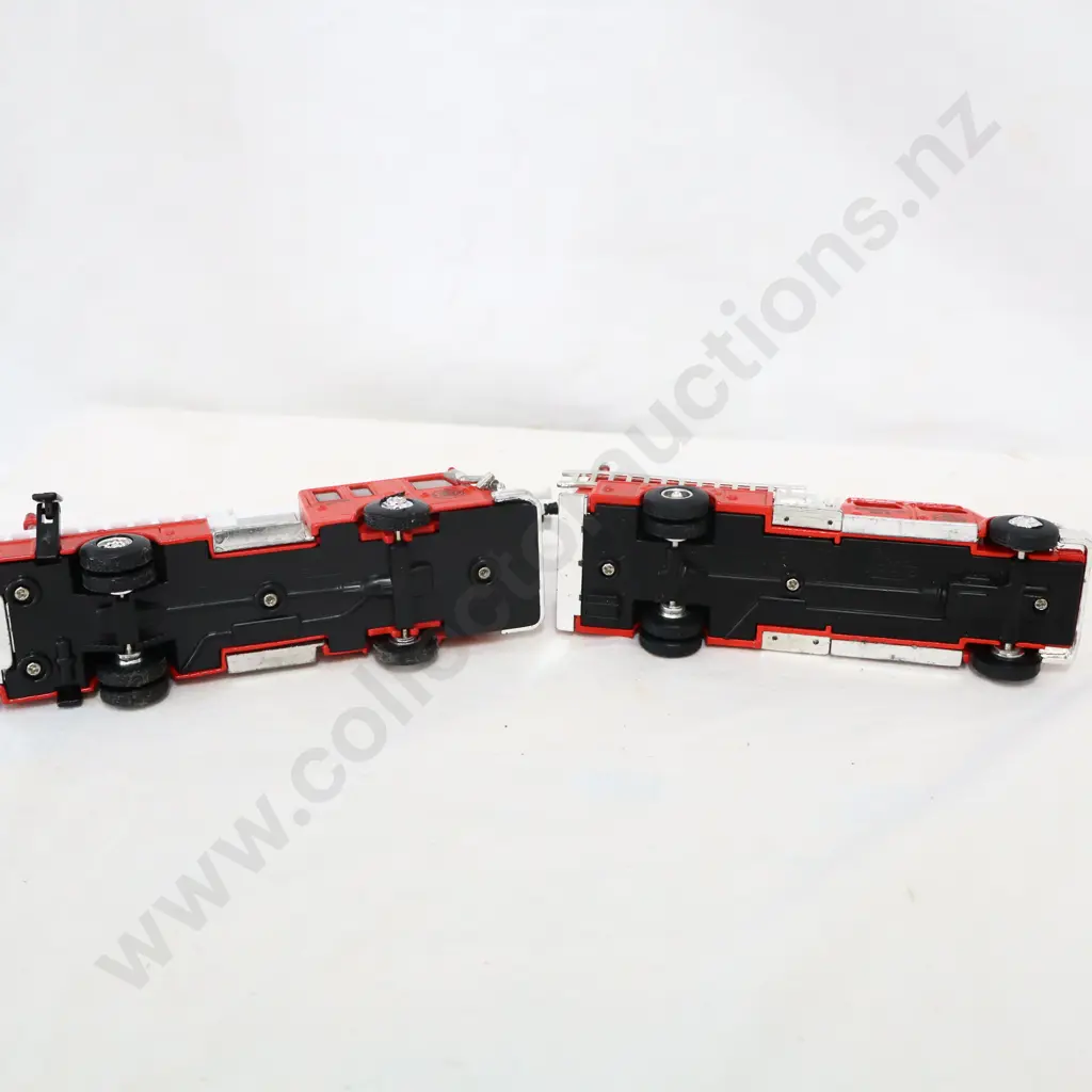 Road Champs  1994  2 x Fire Department Vehicles Not Boxed  Image 1++