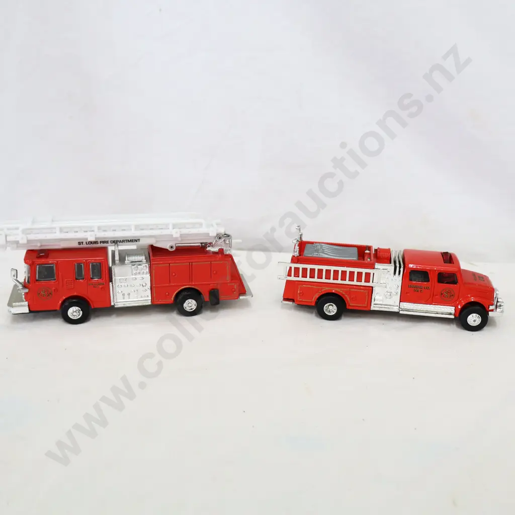 Road Champs  1994  2 x Fire Department Vehicles Not Boxed  Image 1++