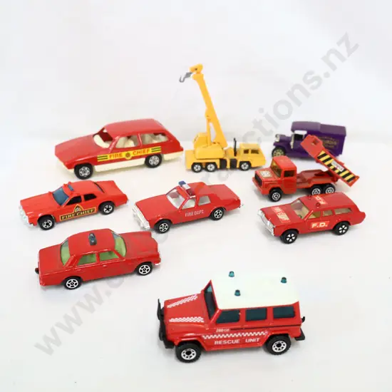 Assorted 9 x loose cars  