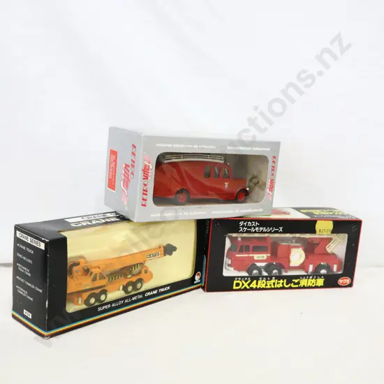 Assorted 3 x Vehicles  