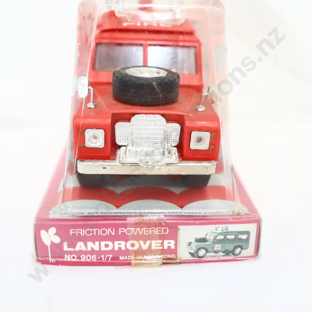 Friction powered Landrover  No 906- 1/7 Image 1++