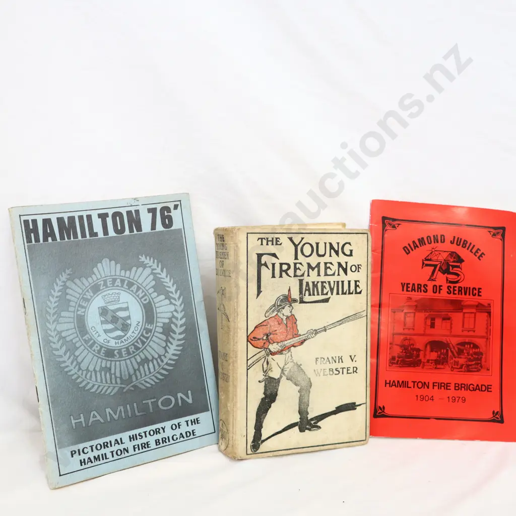 Fire related Reading  2 x Hamilton Fire Brigade booklets  & The Young Firemen of Lakeville   book  Image 1++