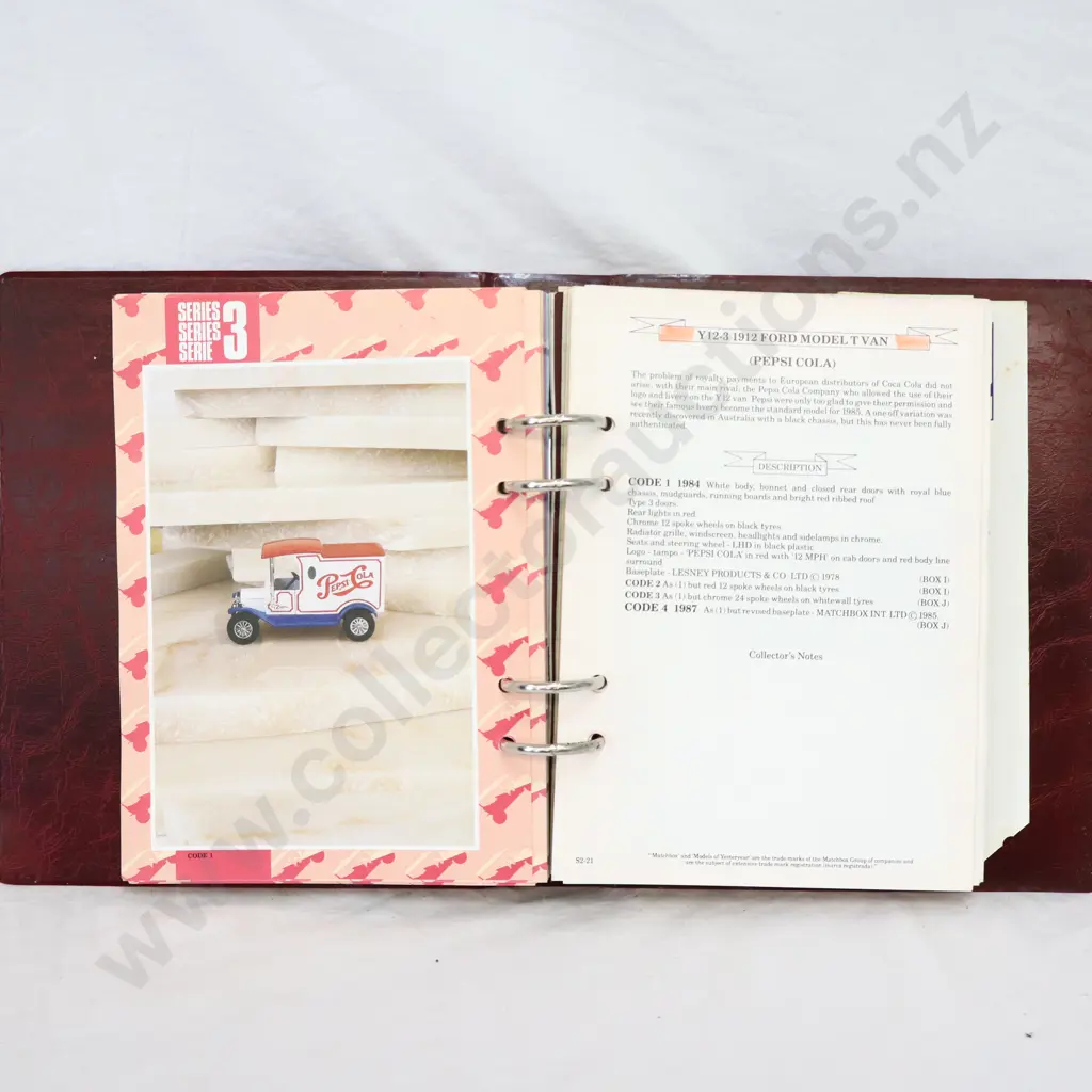 Hard Cover folder of Matchbox models of yesteryear  Image 1++
