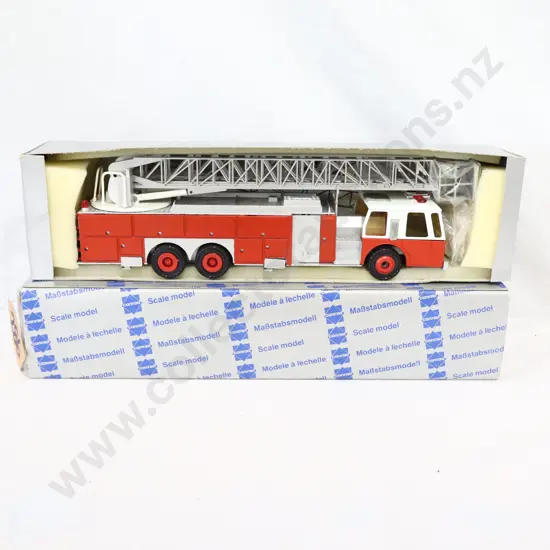 Conrad  Fire  ladder truck 5504