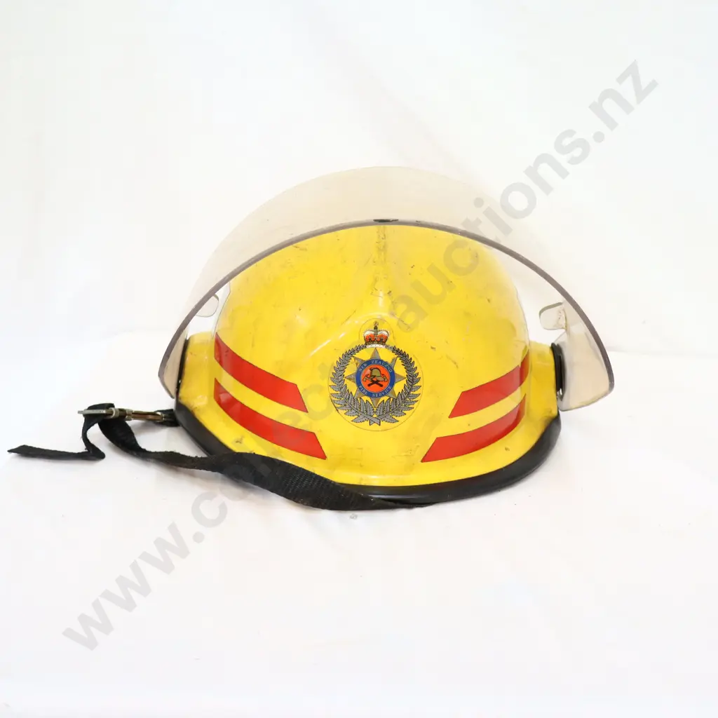 NZ Fire Service helmet with visor   1980s  Image 1++