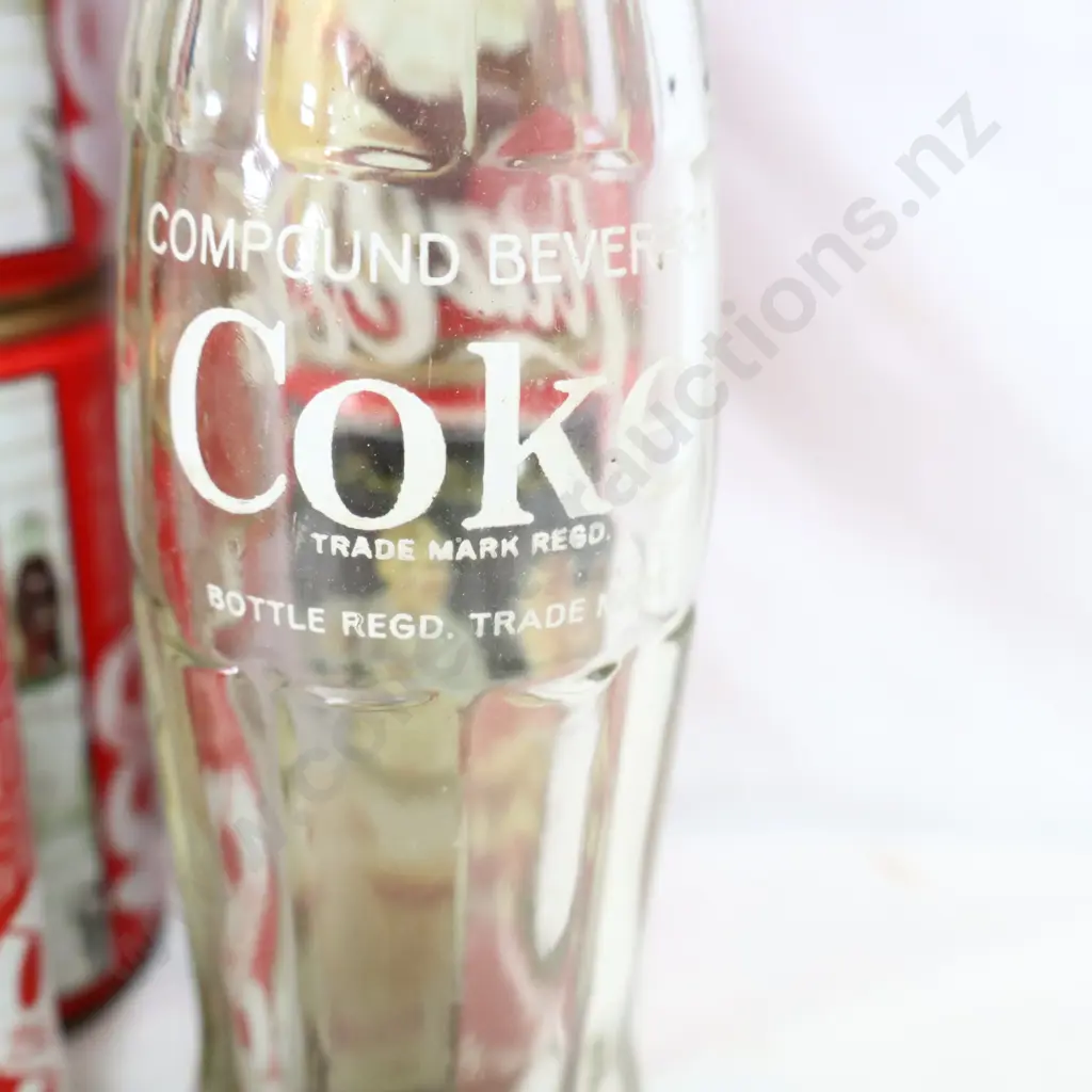 Coca Cola 7 x cans 1 x Bottle  Image 1++