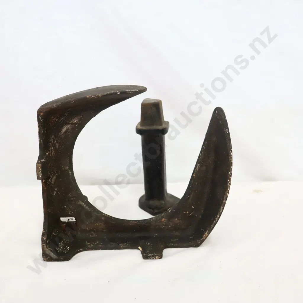 Cast iron cobblers Anvil  Image 1++