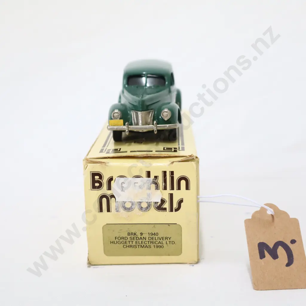 1/43 Brooklin Models 1940 Ford Sedan Delivery Huggett Electrical Ltd Image 1++