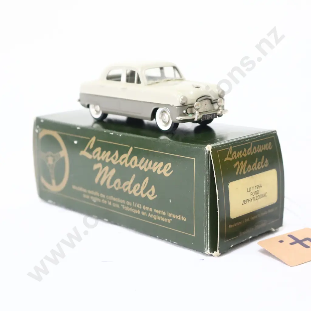 1/43 Landsdown Models 1953 Ford Zephyr Zodiac Image 1++