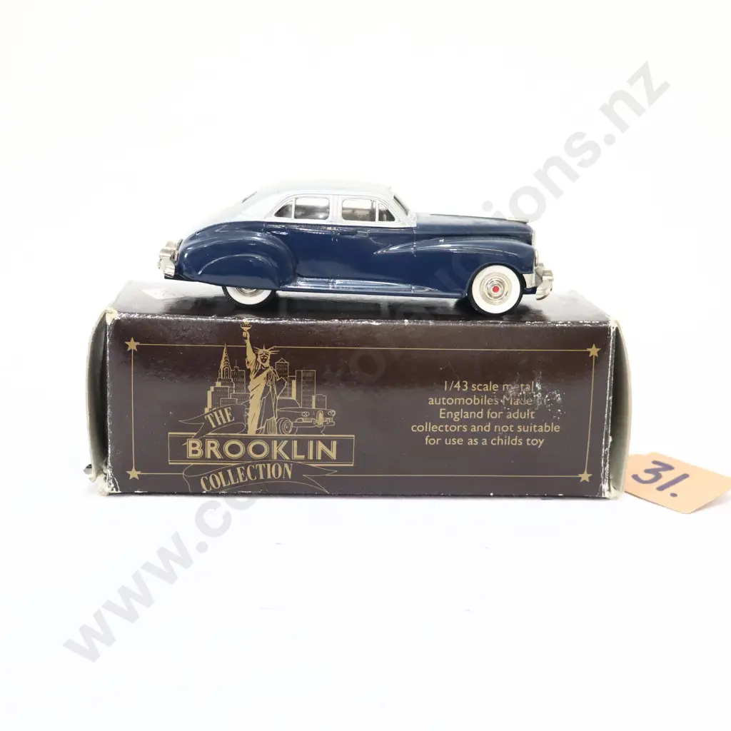 1/43 Brooklin Models 1947 Packard Clipper Image 1++