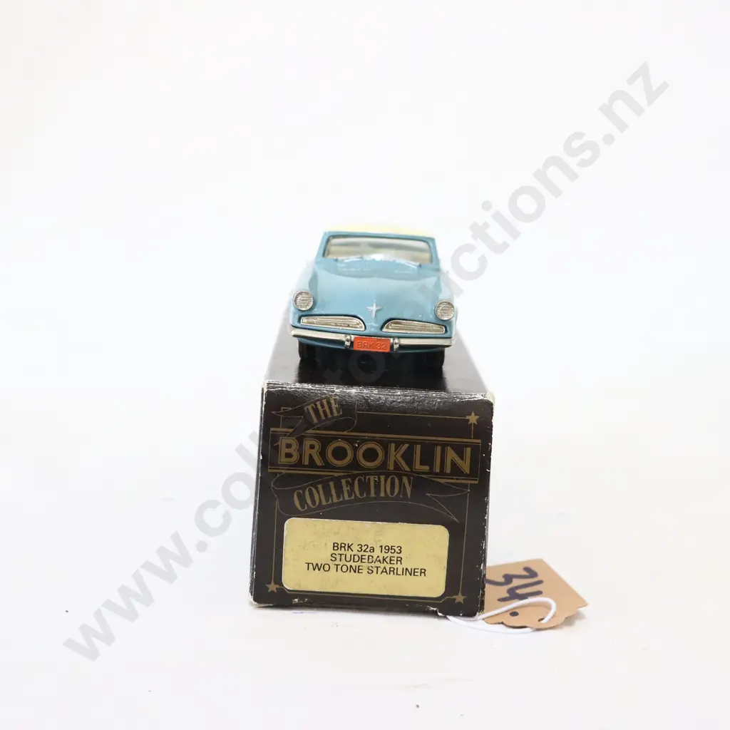 1/43 Brooklin Models 1953 Studebaker Starliner Image 1++