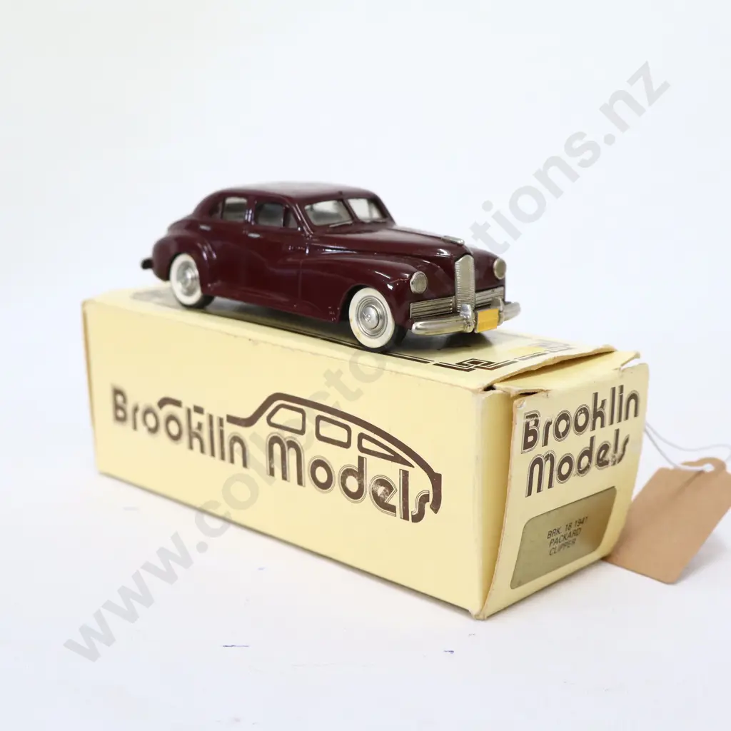1/43 Brooklin Models 1941 Packard Clipper Image 1++