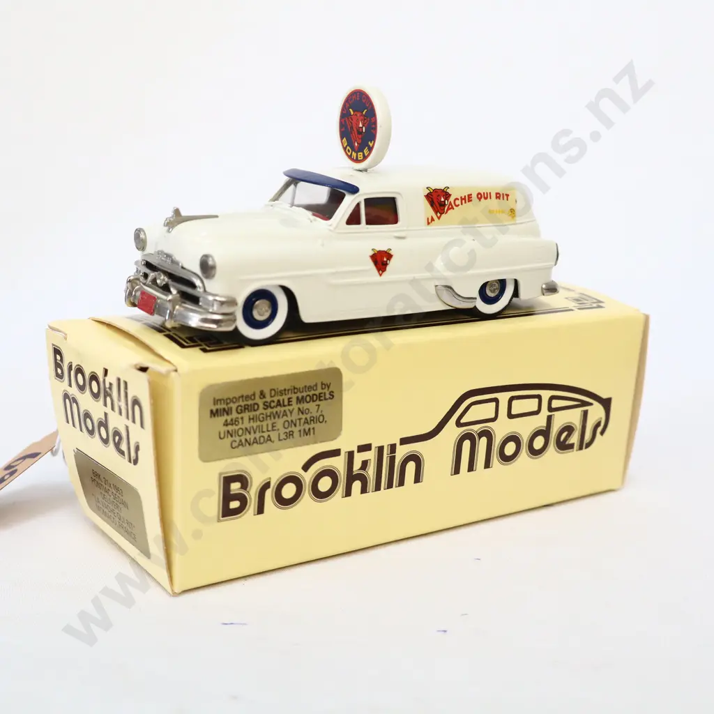 1/43 Brooklin Models 1953 Pontiac Sedan Delivery " La Vache Qui Rit" Image 1++