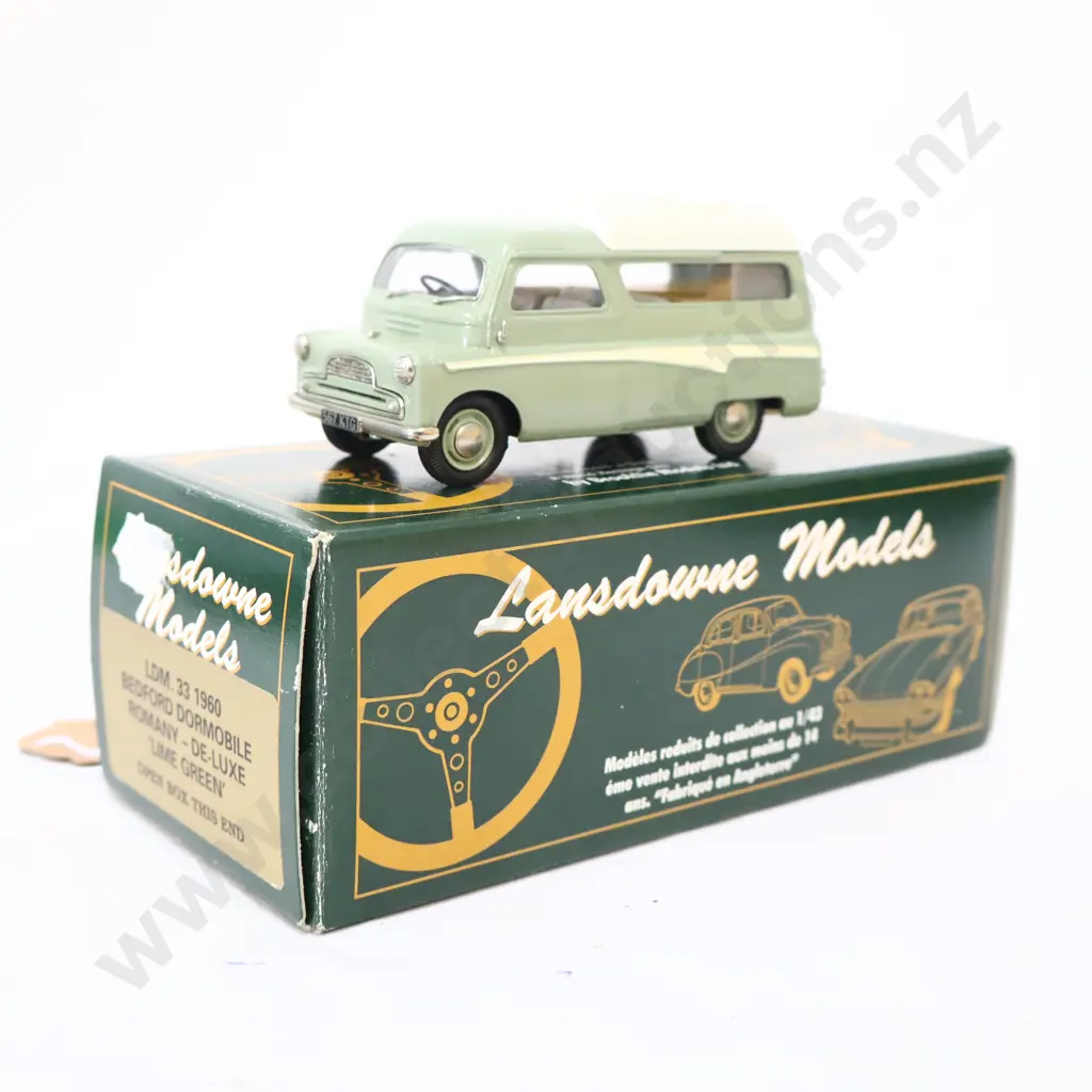 1/43 Landsdown Models 1960 Bedford Dormobile Romany De Luxe Image 1++