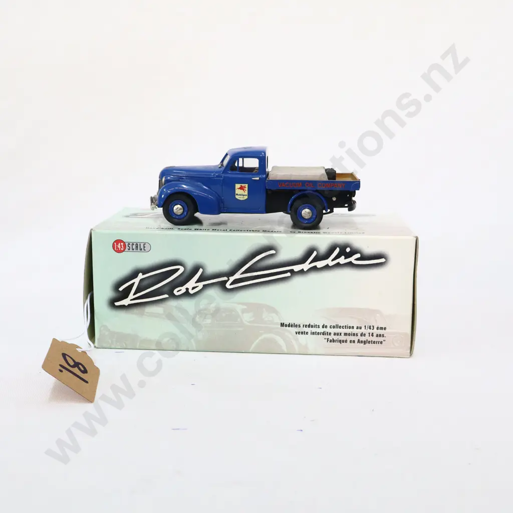 1/43 Rob Eddie 1950 Volvo PV61 Pick Up Truck Image 1++