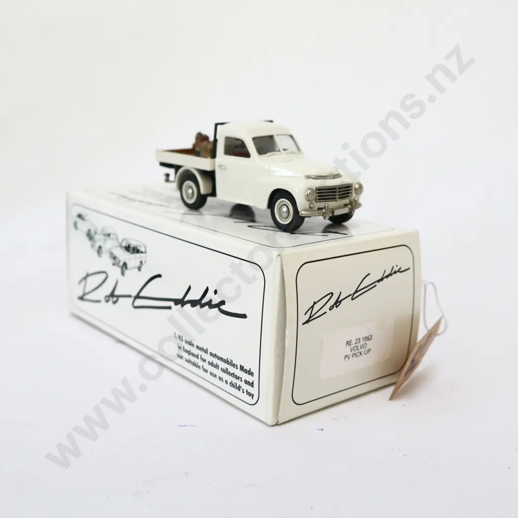 1/43 Rob Eddie 1953 Volvo PV Pick Up Image 1++
