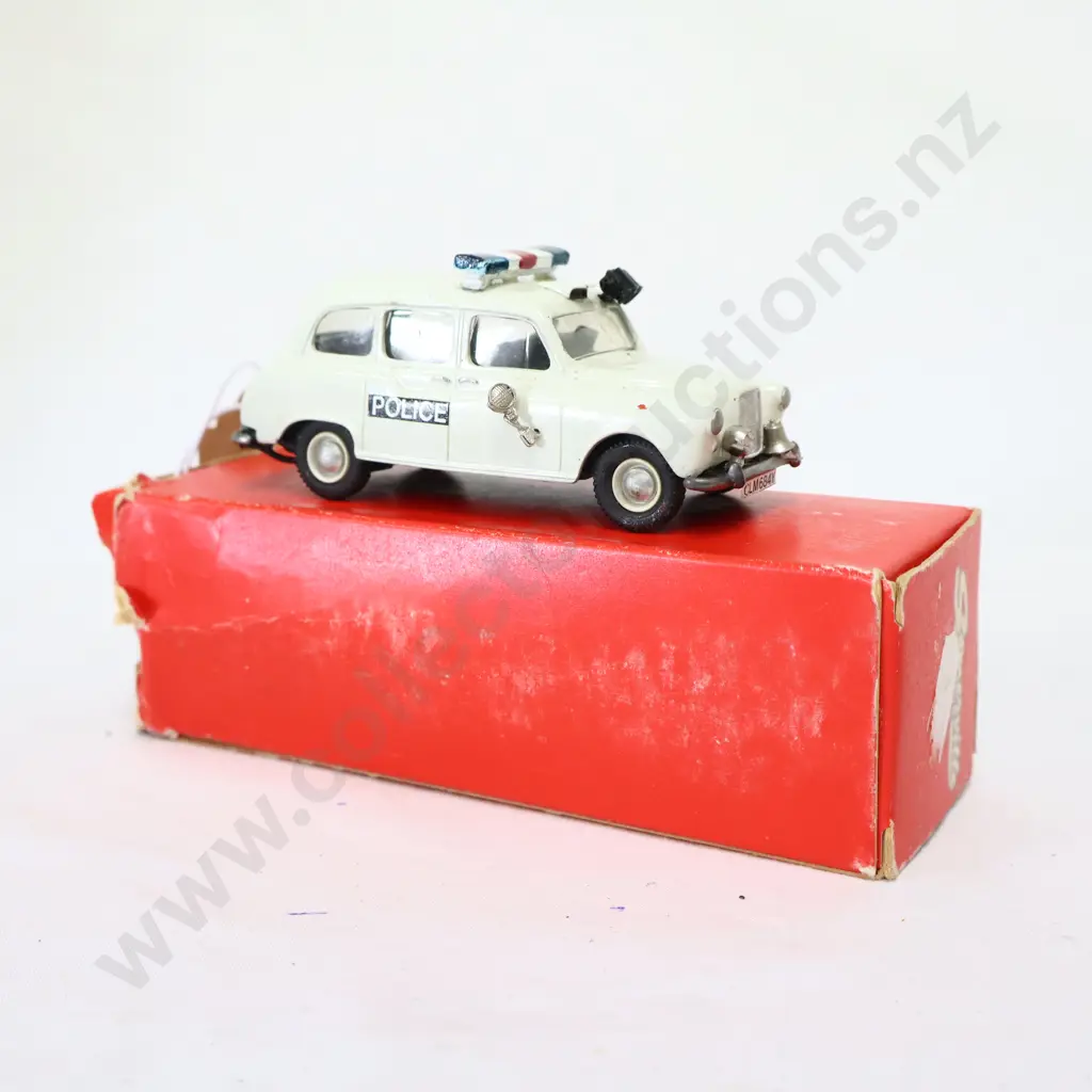 1/43 Somerville Models Austin FX4 Taxi Image 1++