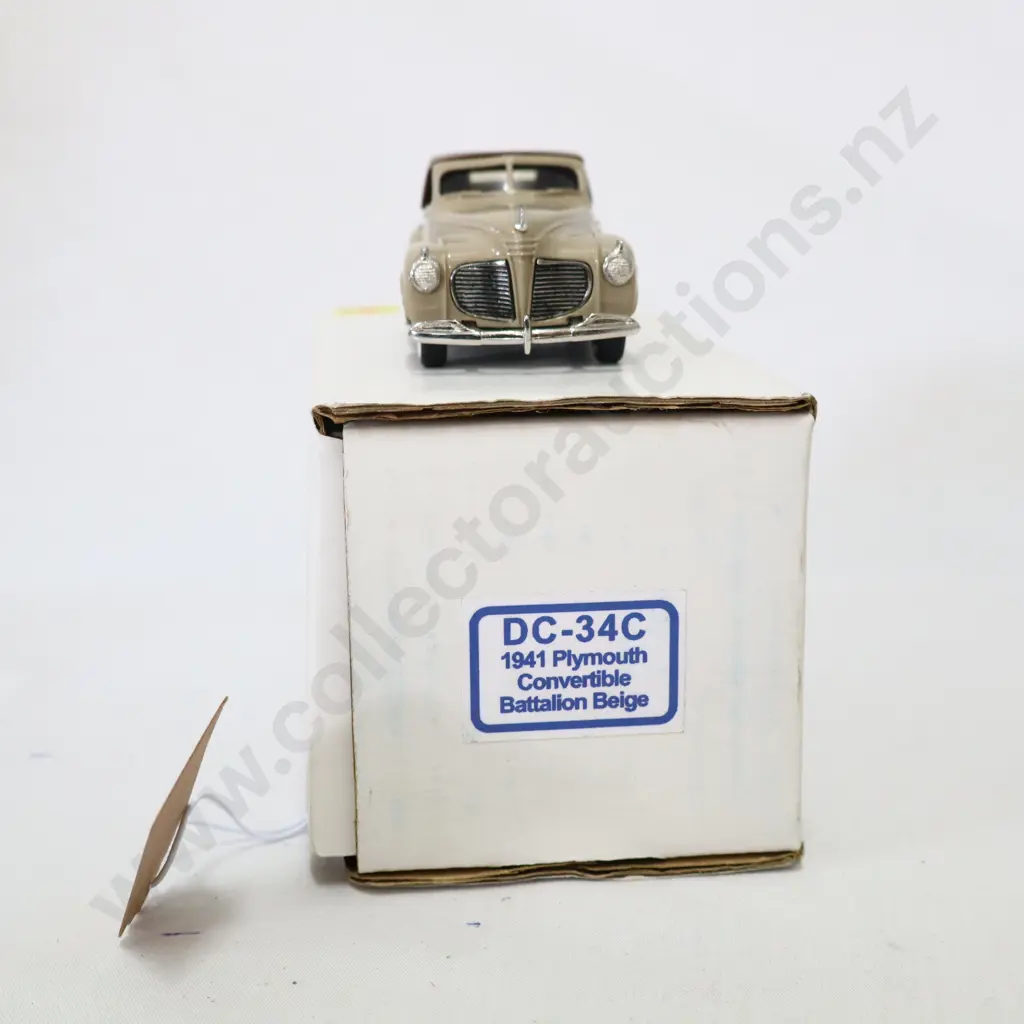 1/43 Durham Classics 1941 Plymouth Convertible Battalion Beige Limited 1 - 150 Image 1++
