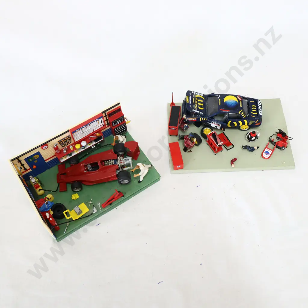 1/43 Diorama Motorsport x 2 Image 1++