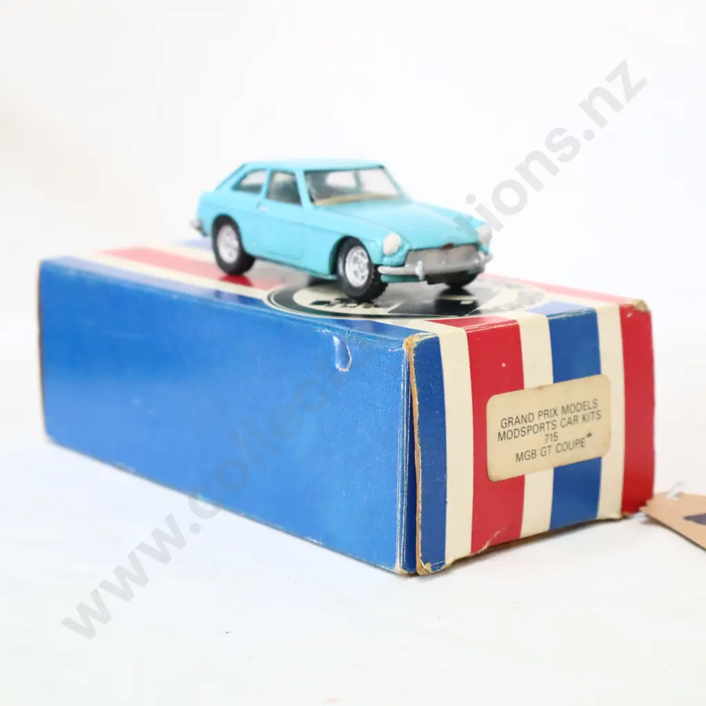 1/43 Grand Prix Models MGB GT Coupe Image 1++