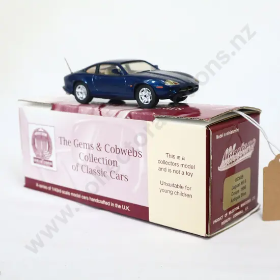 1/43 Milestone Models 1996 Jaguar XK8 Coupe