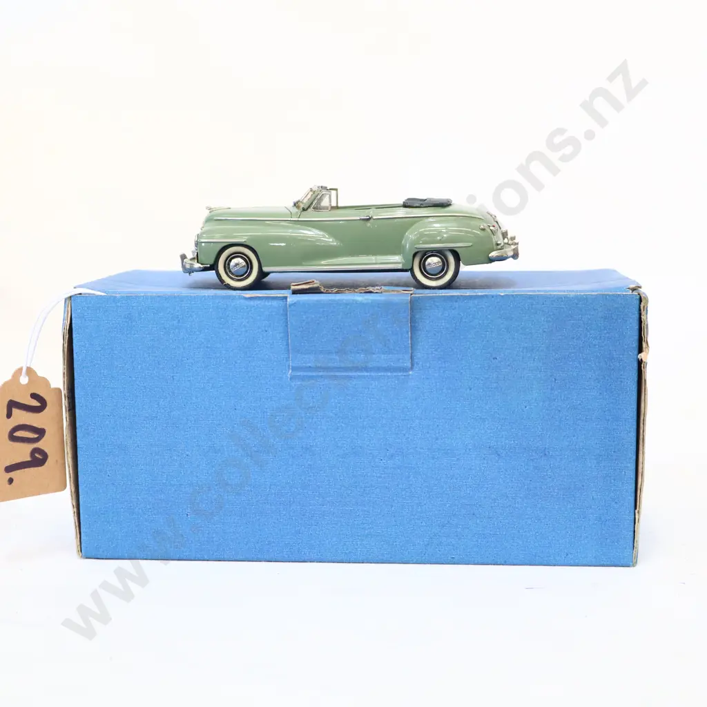 1/43 Conquest Models 1947 Dodge Top Down Image 1++