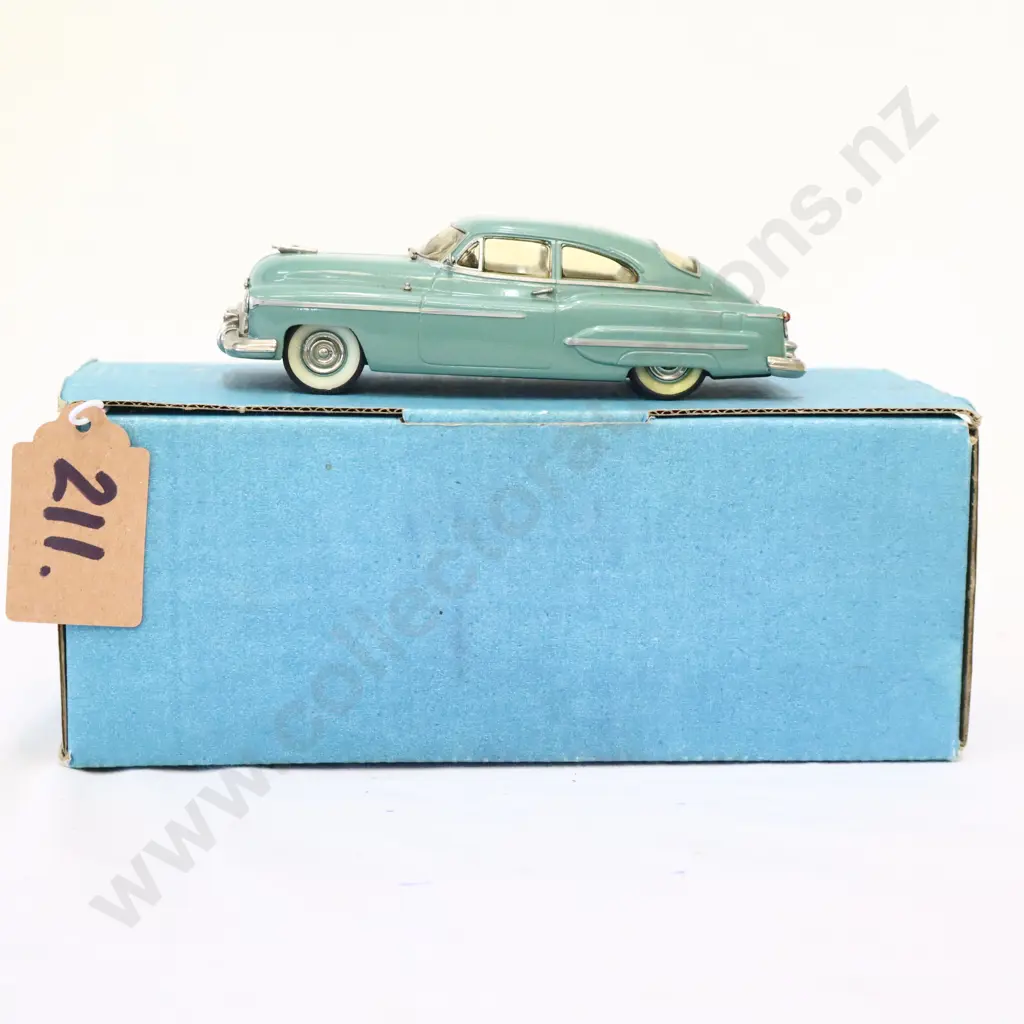 1/43 Madison Models 1950 Oldsmobile Futuramic 98 2 Door Club Sedan Image 1++