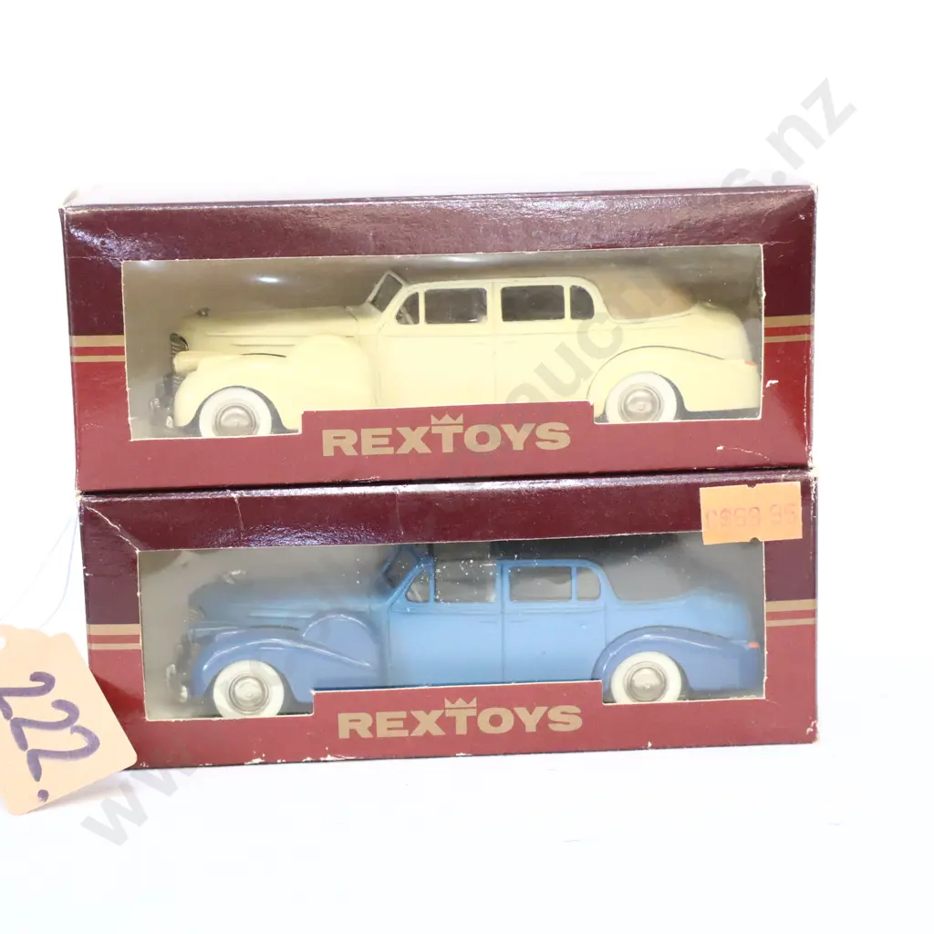 1/43 Rextoys Cadillac V16 1940 Coupe De SS PIE XII And Cadillac 1940 Coupe De Ville Ouvert Image 1++