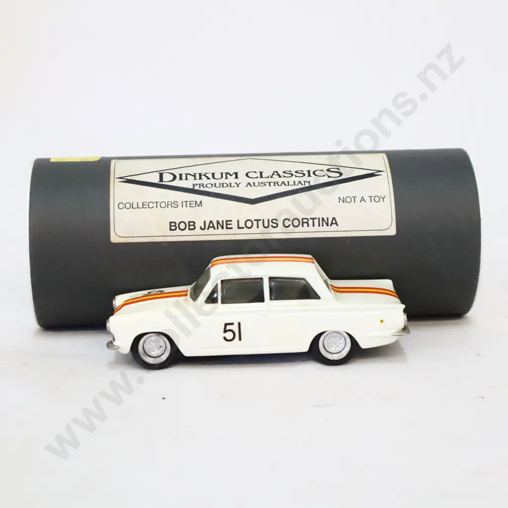1/43 Dinkum Classics Bob Jane Lotus Cortina Image 1++
