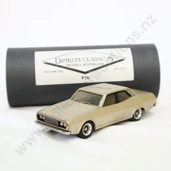 1/43 Dinkum Classics Leyland P76