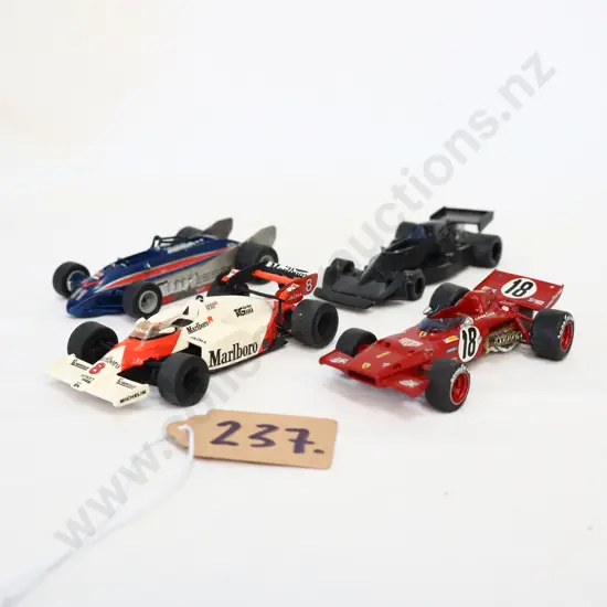 1/43 Kitset White Metal Cars x 4