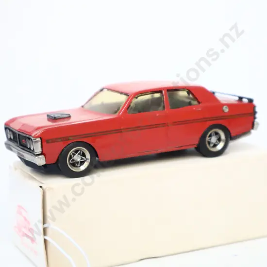 1/43 Dinkum Classics Ford Falcon GT HO Phase III