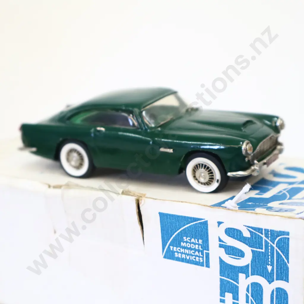 1/43 SMTS Models Austin Martin DB4 Image 1++