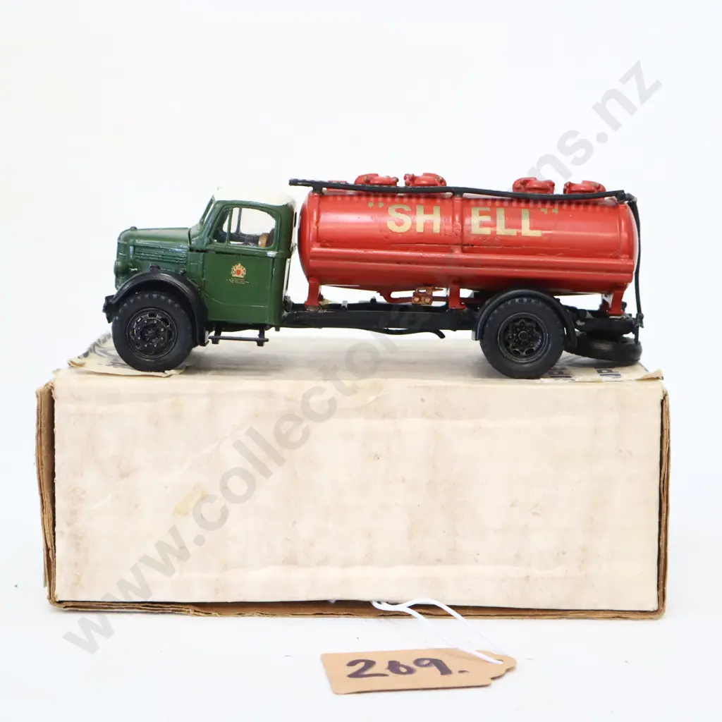 1/43 Superscale Shell BP Bedford O Petrol Tanker Image 1++