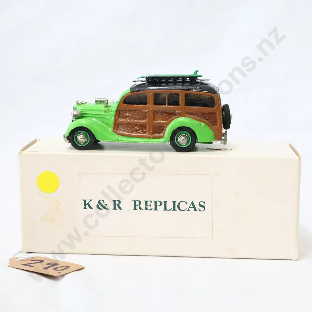 1/43 K & R Replicas Ford V8 Woodie Image 1++