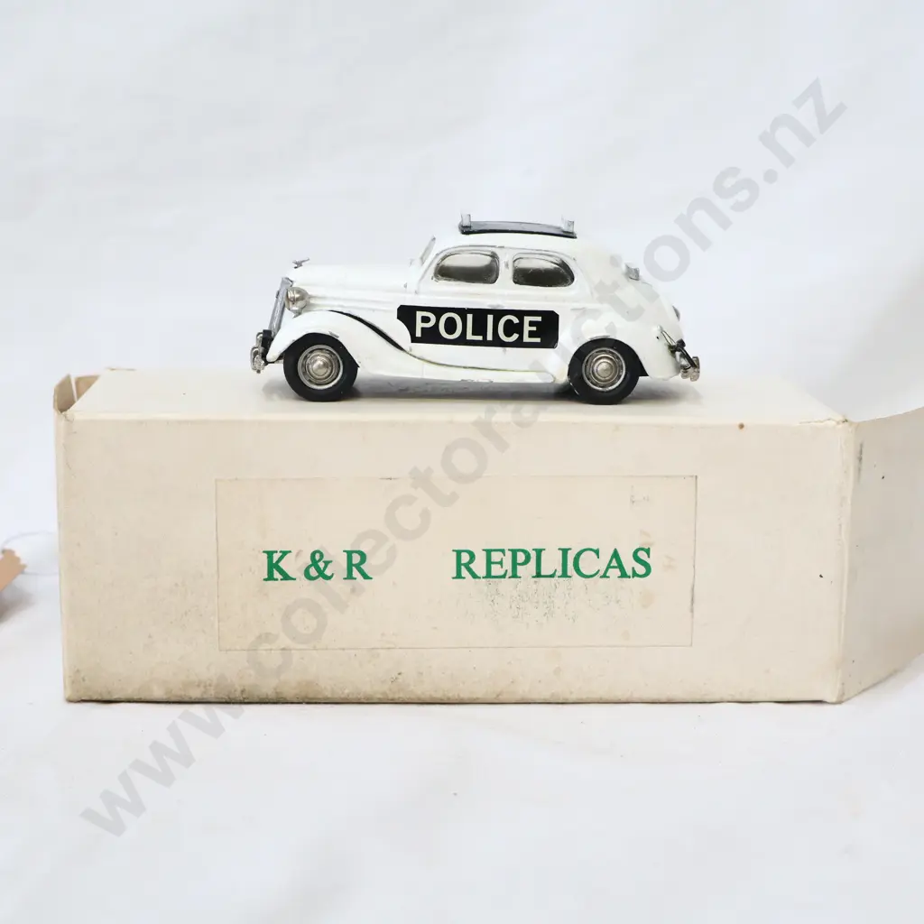 1/43 K & R Replicas Ford V8 Pilot Police Car Image 1++