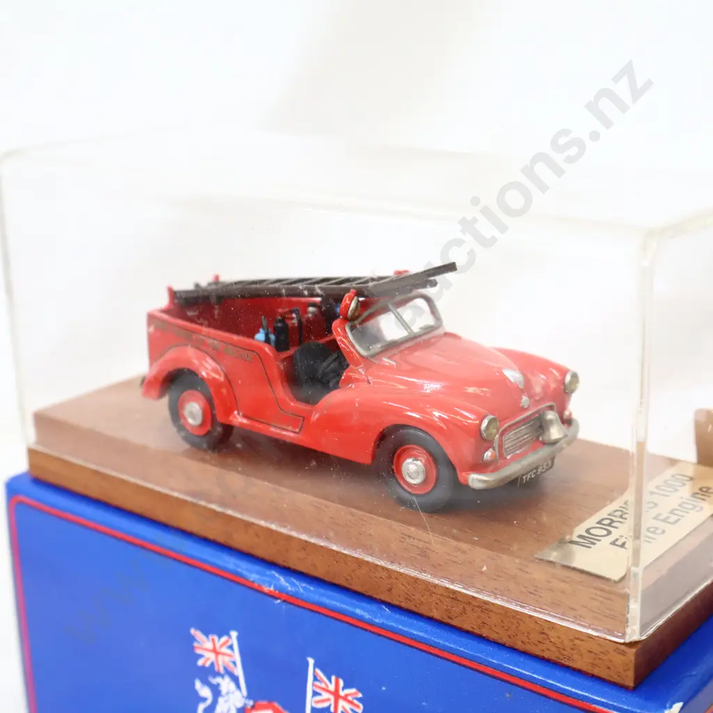 1/43 RAE Models Morris 1000 Fire Engine Image 1++