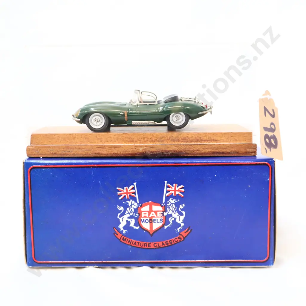 1/43 RAE Models Jaguar XKSS Image 1++