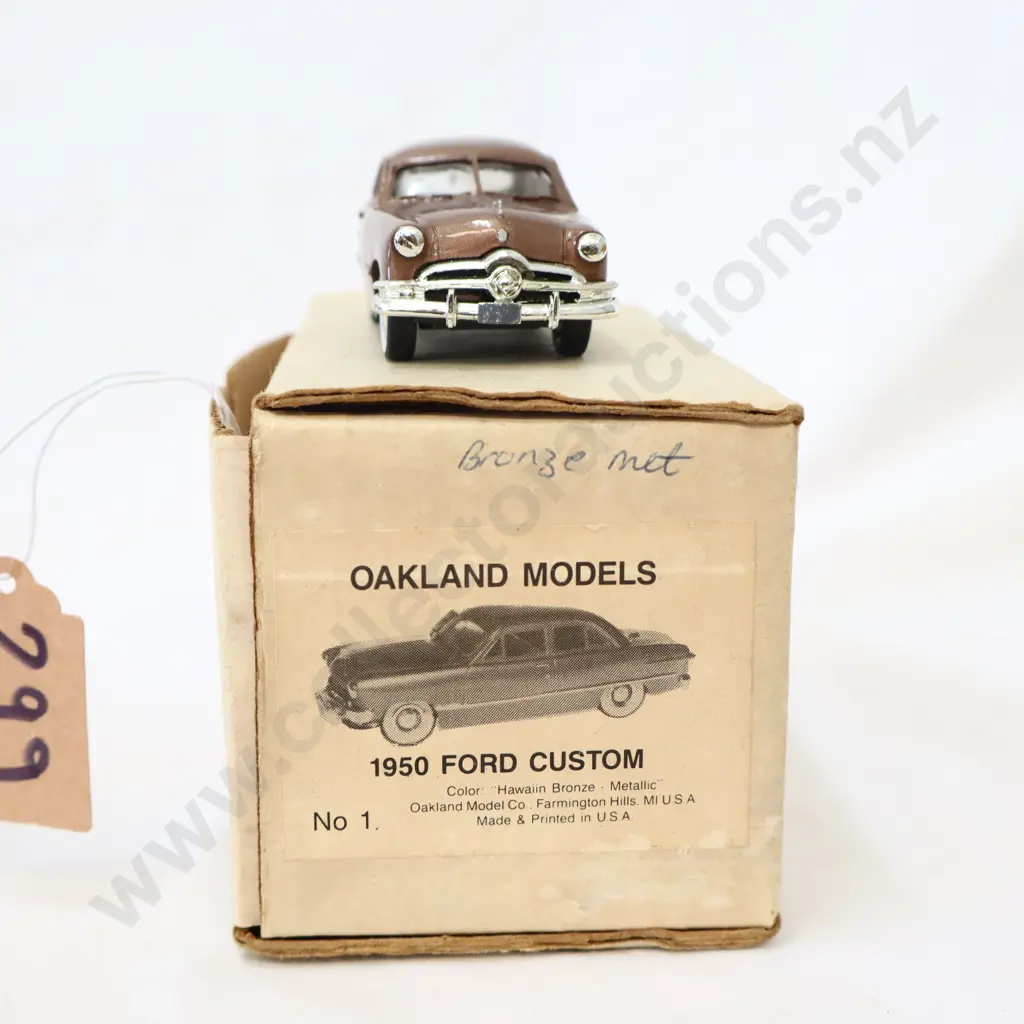 1/43 Oakland Models 1950 Ford Custom Image 1++