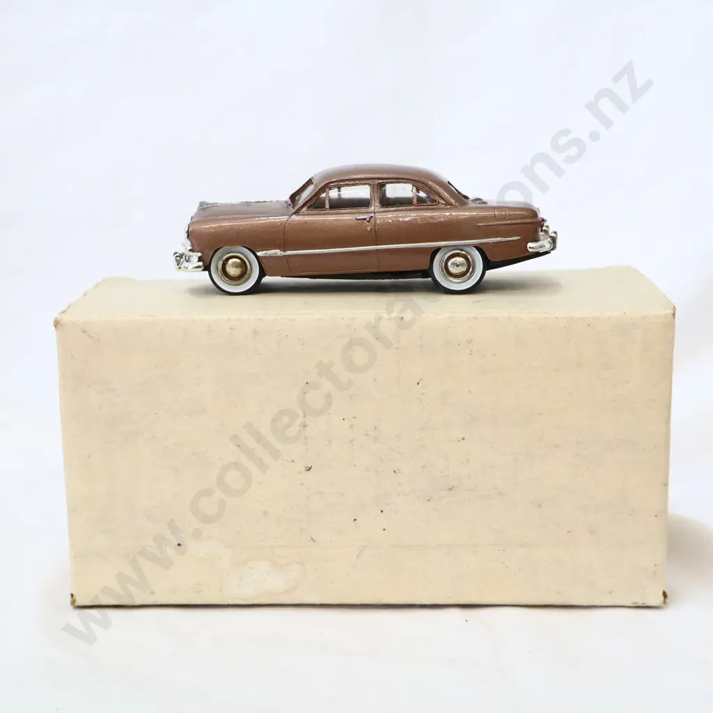 1/43 Oakland Models 1950 Ford Custom Image 1++