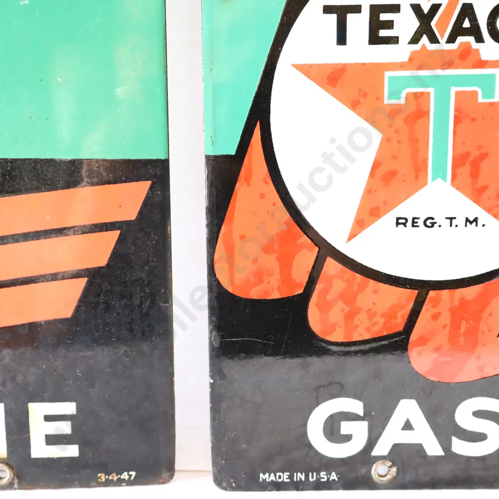 Pair Texaco Skychief Enamel Pump Plates Dated 1947 Image 1++