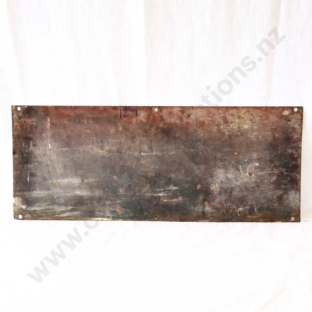 Castrol Enamel Bowtie Sign Image 1++