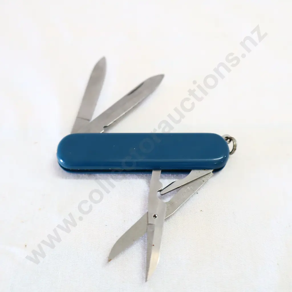Goodyear Pocket Knife Blue Image 1++