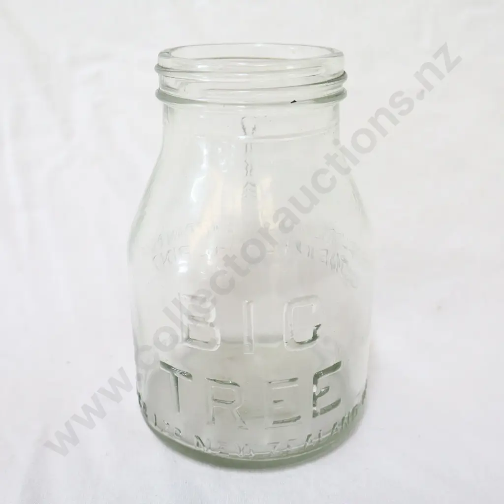 Big Tree Motor Oil Pint Oil Bottle Image 1++