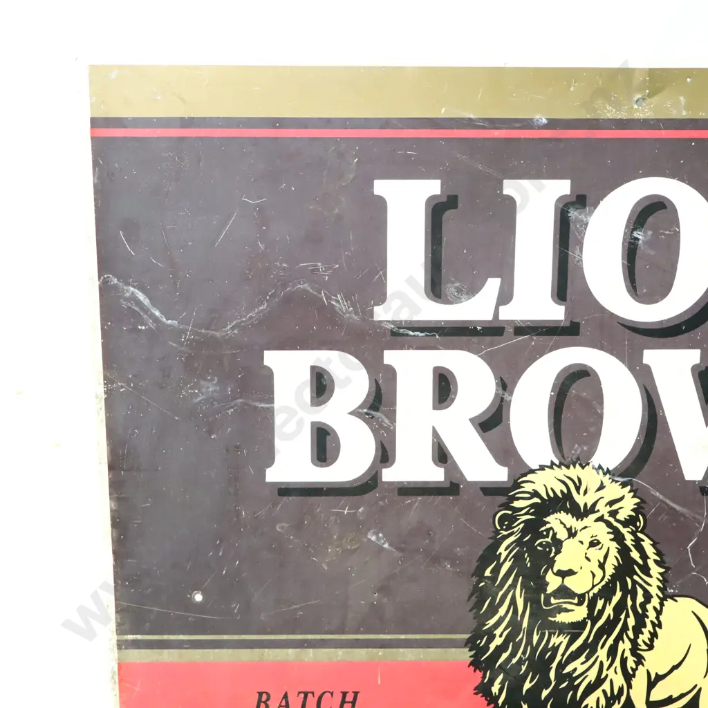 Lion Brown Tin Sign Image 1++