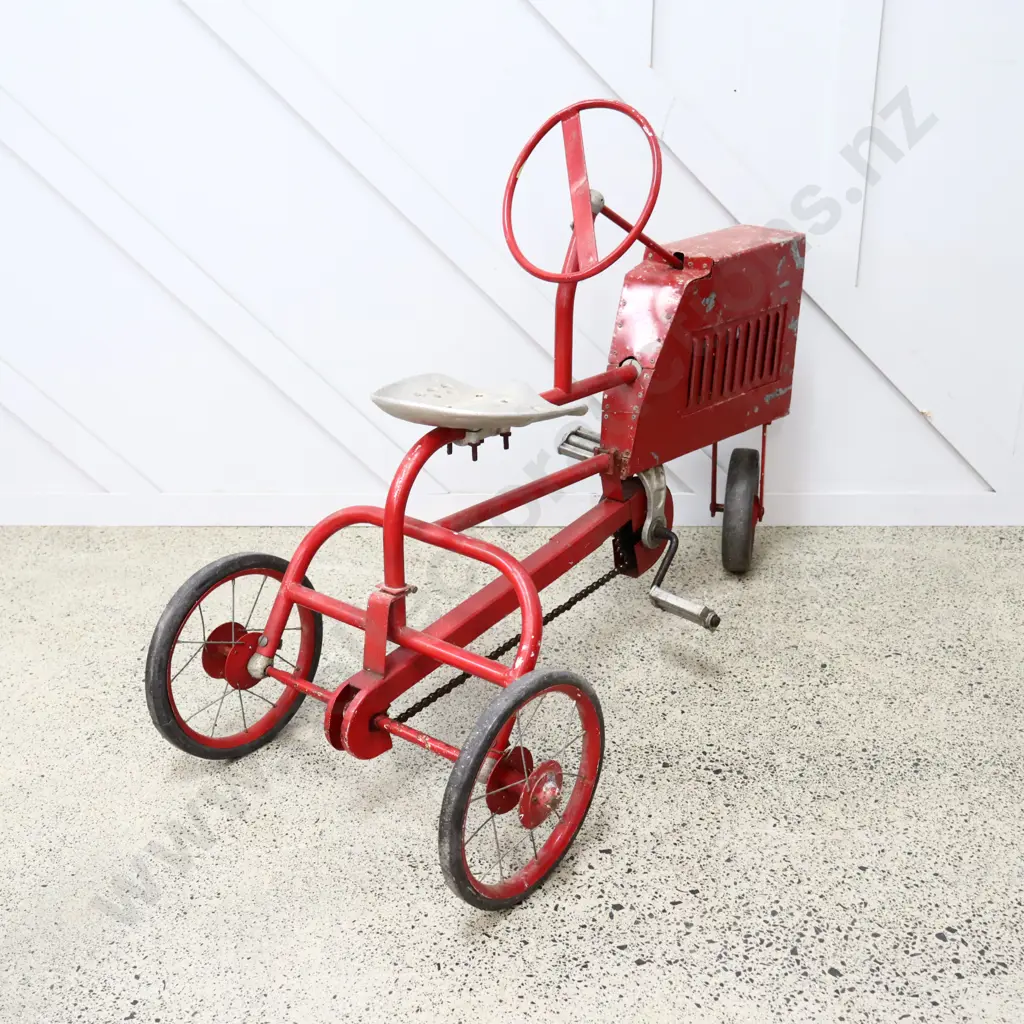 NZ Made Vintage Chain Drive Pedal Tractor Image 1++
