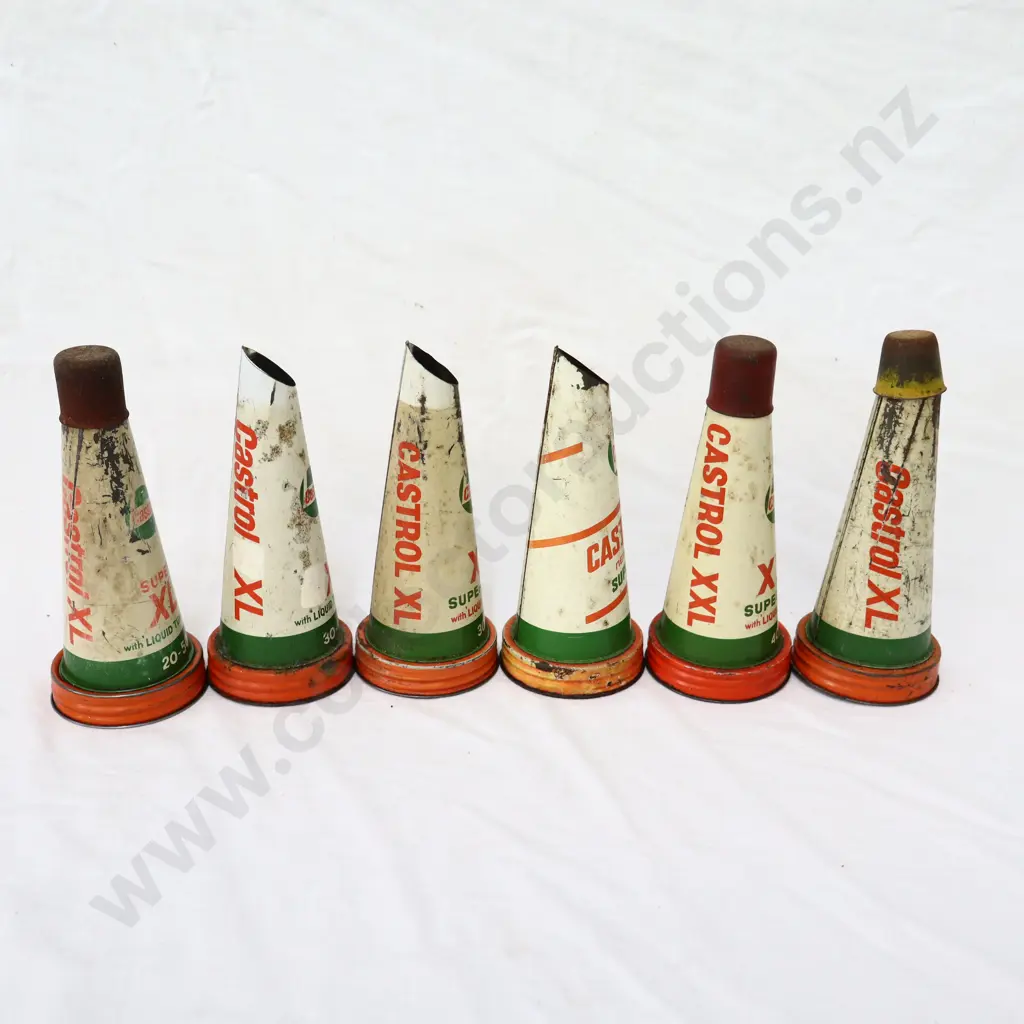 Castrol Oil Bottle Tops x 6 Image 1++