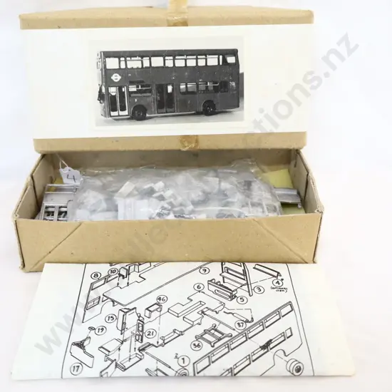 1/43 Unmade Kit MCW Metro Bus