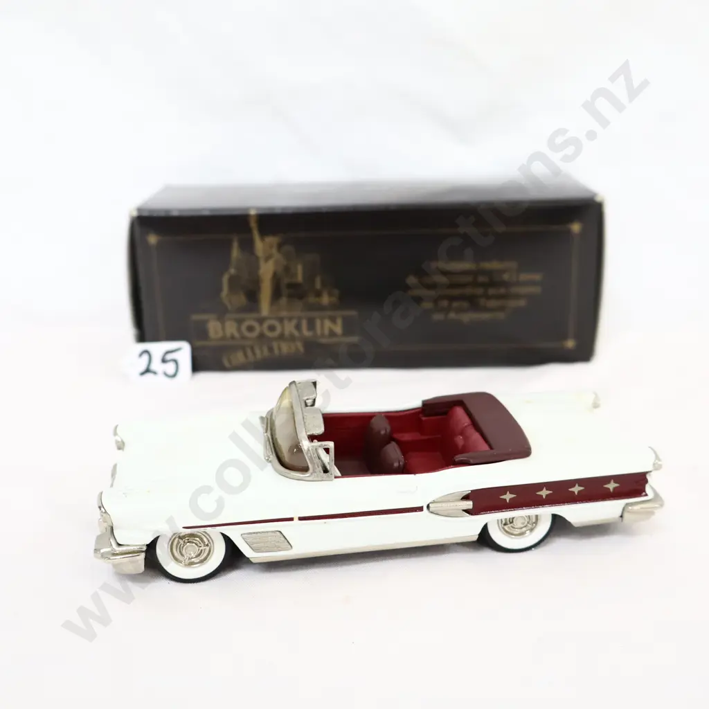 1/43 Brooklin Models 1958 Pontiac Bonneville Image 1++